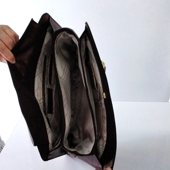 NWOT London Fog Satchel, large - Picture 6 of 9